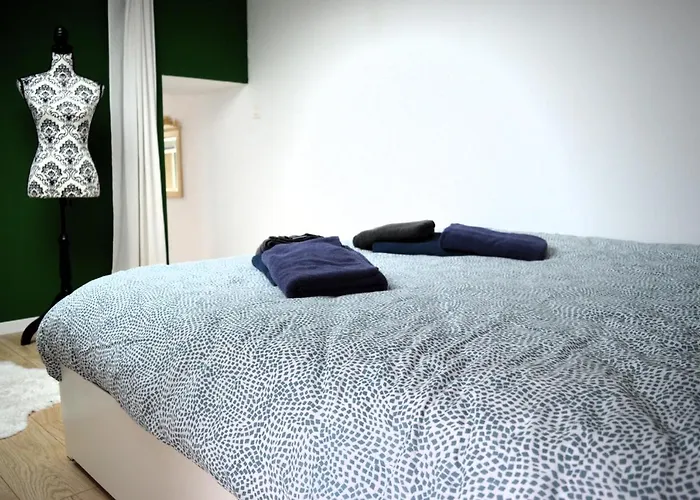 Le Gambetta, 100m De La Luc-sur-Mer